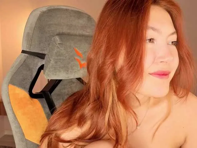 French-Eyes model from BongaCams