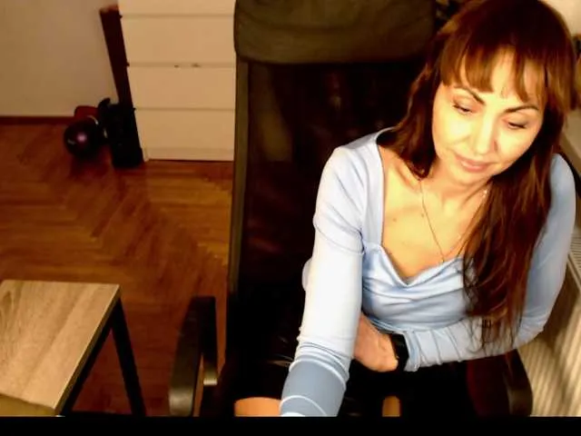 Jalili — there is no menu. I don't show anything in the free version - the show is exclusively in private. sound too  In the spy, if you're lucky, I don't do shows there. If you don't like it, you can scroll through, don't delay