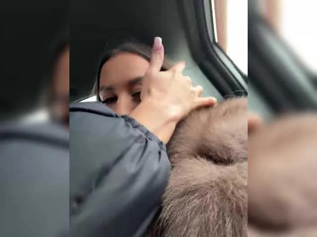 Karamelikaa — Freechat on BongaCams