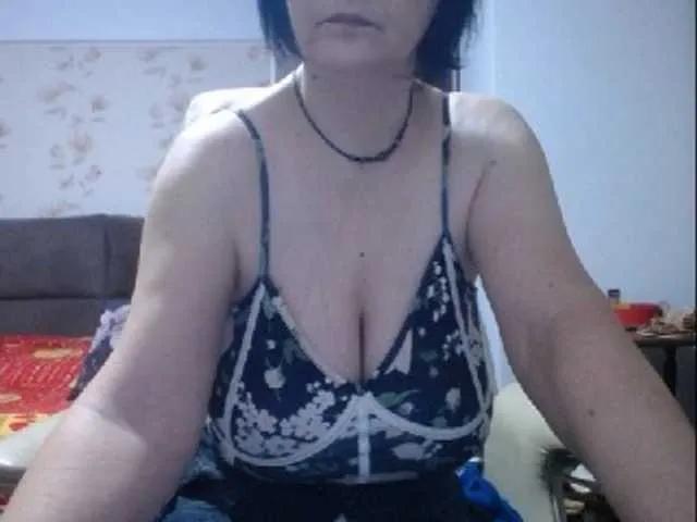 mary-x — to get naked in webcam