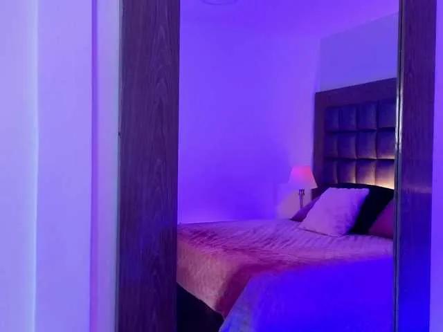 BongaCams NickyCole is Freechat NickyCole — It makes me horny to be talked dirty and treated like a slut, I love to rub and fuck my pussy, hard buttocks and ass rubbing turn me on too much, I love to lick and play my beautiful pierced tits, with me you will not miss the fun.