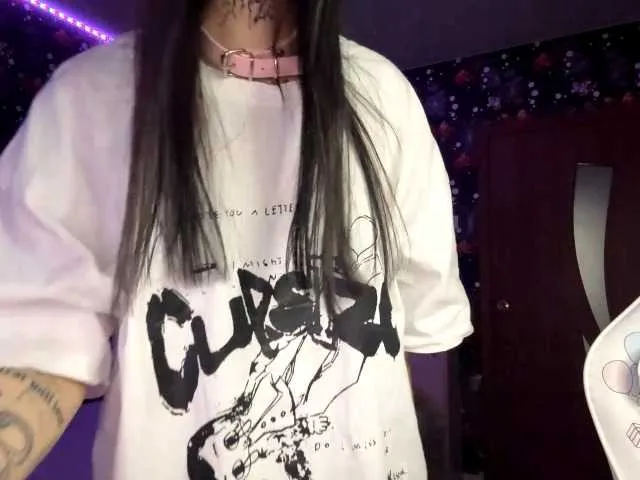 QuianaDearman — Hello guys, I'm Luna :) show my ass - 77 tk 