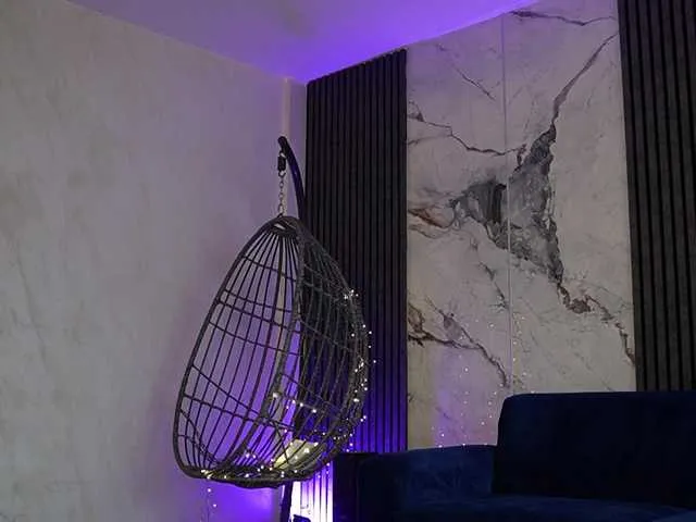 RachelRavee's avatar