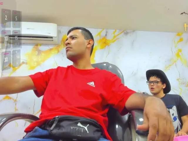 BongaCams SauvagesDreams is Freechat SauvagesDreams — May you be attentive and generous and may you have very hot conversations with us.