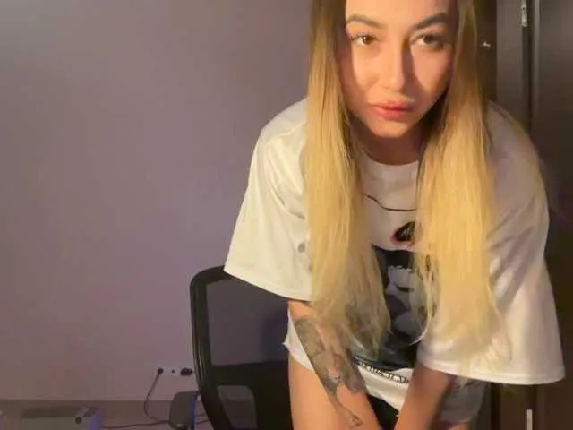 VenusVibe — boys, i'm saving up for a lovens , so let's throw tokens more actively @total 