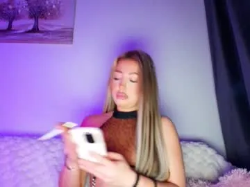 abella_soleill's avatar