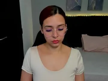 angeline_davies's avatar