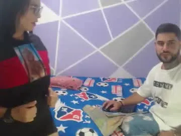 couple_hot069's avatar