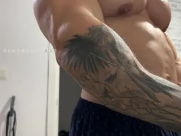 couplemuscle40's avatar