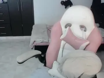 elizabeth_rose02's avatar