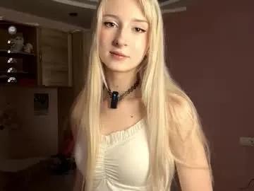 evaqt — Hi! im Eva and im #new here! GOALtake off my cute toplove pattern 222tk #18 #skinny #shy #lovense [151 tokens remaining]