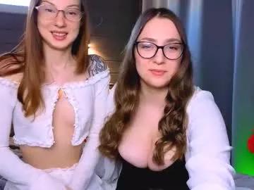 eyescomet — Im Kira!Make me orgasm 88 / 188 / 388 / 888 / 1000 / 6000 - Goal: cum for me girls [867 tokens left] #lovense #bigboobs #pantyhose