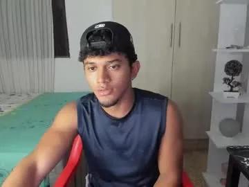 Chaturbate fox_evans is Freechat fox_evans — ! GOAL for cum in my abd 1000 tk #19 #cum #bigcock #muscle #latino !!!