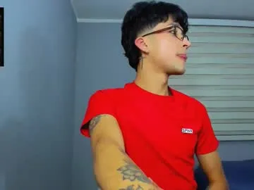 guy_veryhot1's avatar