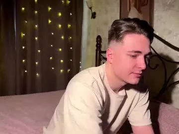 isabellacouplee's avatar