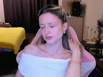 julie_flores's avatar