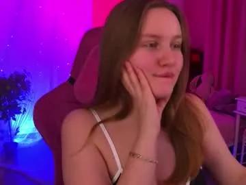 kellypoter — GOAL: Teasing with tits or ass (optional) [1050 tokens remaining] Slave Random assignment of 60Touching boobs 77 #curvy #natural #findom #daddysgirl #tease