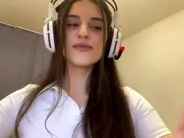 lavonkosbab — Hello i am #new hero GOAL: Take off shorts for bouncing ass  My name is Elina #skinny #teen #bigboobs #18 [25 tokens remaining]