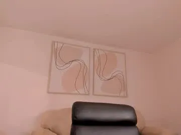 lisaflowersx's avatar