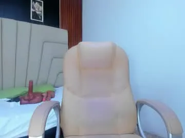 megan_hally's avatar