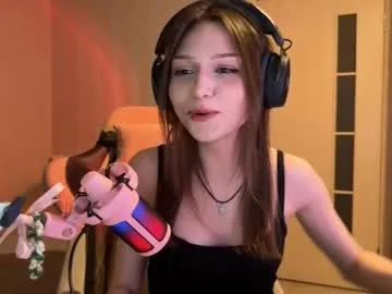 milamiuu model from Chaturbate