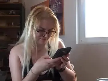 mistressmarlena's avatar