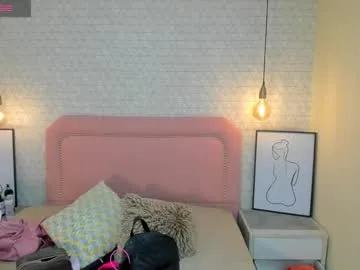 nahomirosse model from cb