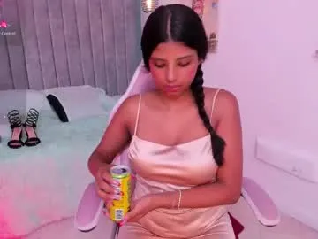 naugthy_brunette_'s avatar