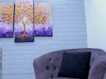 renataruiz_rr's avatar