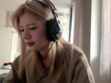 rochellehouis's avatar