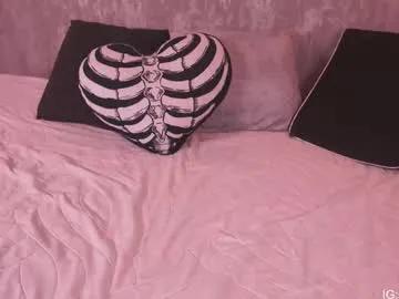 sofiachic — off panty + fingerin #anal #smalltits #cumshow #bigass #teen [153 tokens remaining]