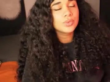 soytropicalfruit — SEXY BLOWJOB SLOW AND SPIT CLOSE UP EYES  [555 tokens left] #pregnant #latina #teen #flexibility #ebony