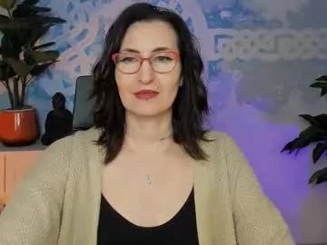 unatera — GOAL: have a nice day [11 tokens remaining] Welcome to my room #new #skinny #sensually #nonude #milf #dirtytalk