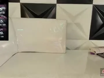 valeri_harpers4's avatar