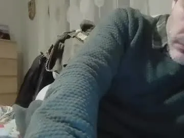 xalegarmax — one cloth off [10 tokens remaining]