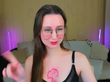 yourlovelystoryy's avatar