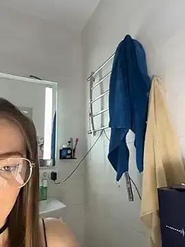 StripChat -SweetDi- is Freechat -SweetDi- — naked boobs