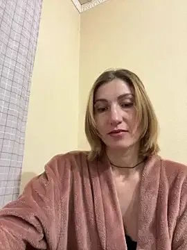 _Crystal_2 — Freechat on StripChat