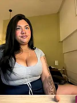 _Dulcinea_1 — lick nipples