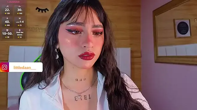 Abril_Velvet_a_'s avatar