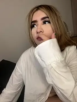 akirahattori's avatar