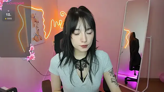 AliceeinWonderlanddd's avatar