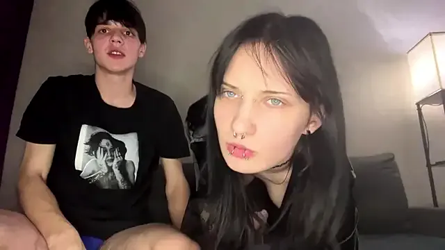 altycouple model from StripChat