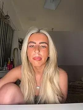 StripChat BlondeBetty is Private BlondeBetty — Boobs out