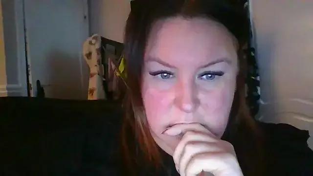 StripChat brunetslut is Freechat brunetslut — New toys