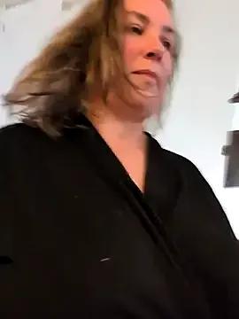 Canadian_BBW — Masturbate my Aching pussy