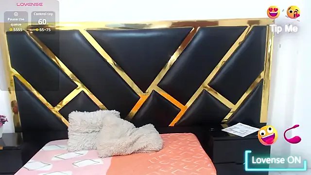 CarolRousee's avatar