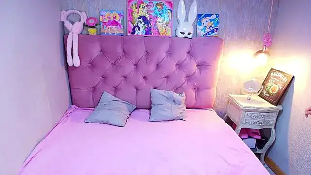 charlottemoonxz's avatar