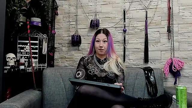 CruelMistress's avatar