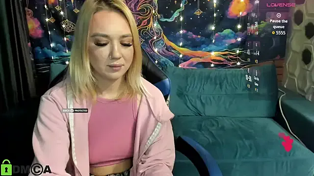 CrystalGirl99's avatar